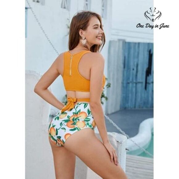 Molybell Floral Cut Out One Piece Size S - Picture 2 of 4